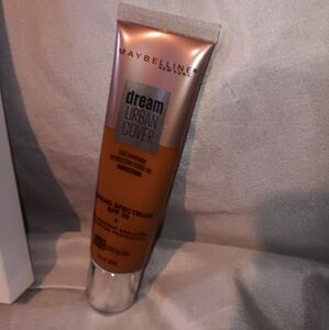 Maybelline full coverage protective makeup